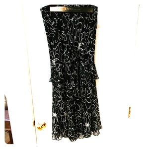 Ralph Lauren 100% Silk maxi skirt. Size XS.